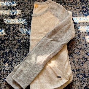 Hollister Shimmery Crewneck Sweater - S